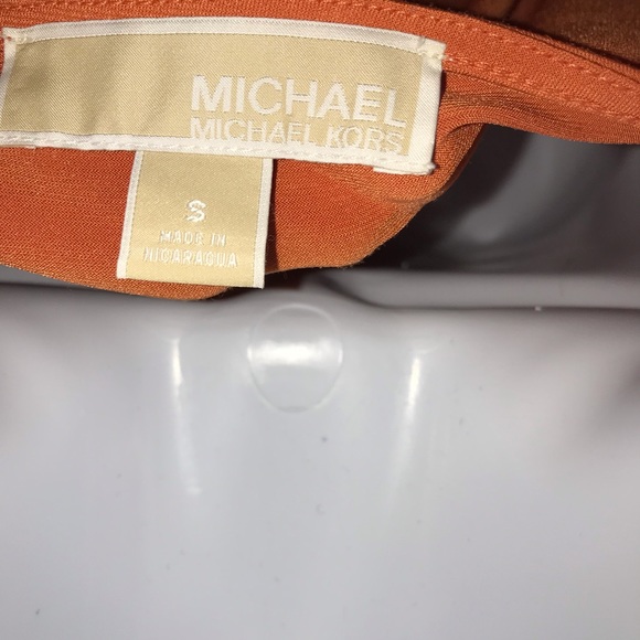 *LIKE NEW MICHAEL KORS Cold Shoulder Top - Picture 6 of 8